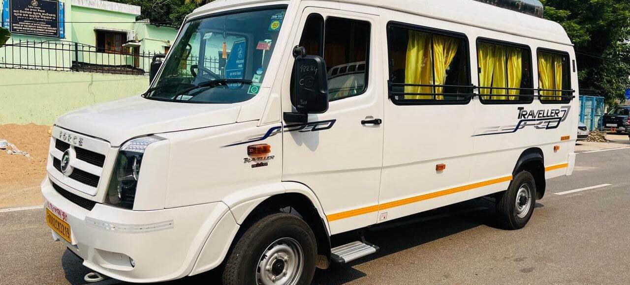 Force Traveller 26 Seater
